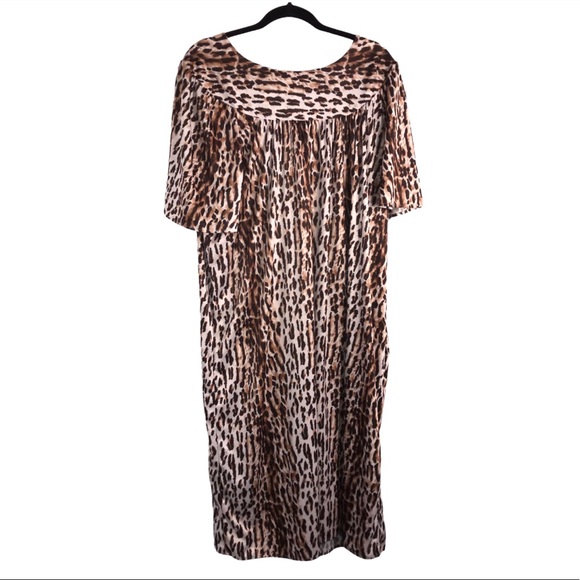 Vintage 1970s Leopard Nightgown Loungewear - Picture 4 of 8